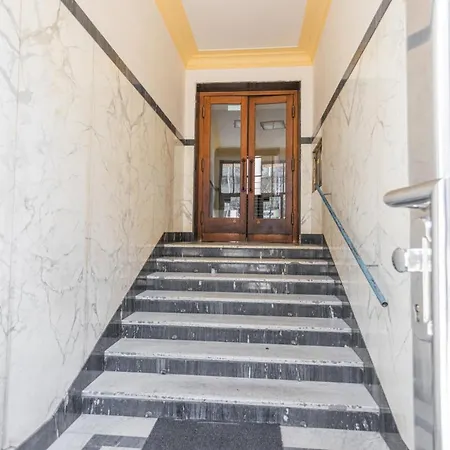 Business Studio Andel, 10 Min To Centre, Netflix, Paid Parking Prague Exterior photo