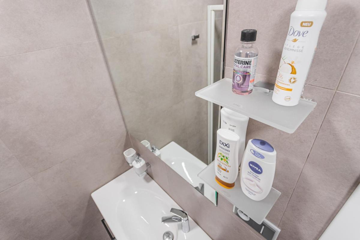 Appartement Business Andel, 10 Min To Centre, Netflix, Paid Parking Praag