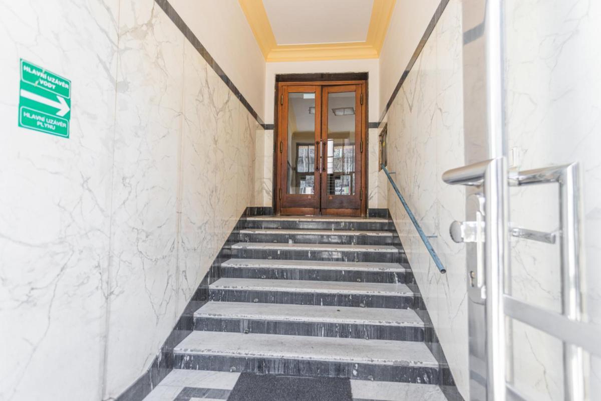 Business Andel, 10 Min To Centre, Netflix, Paid Parking Praag